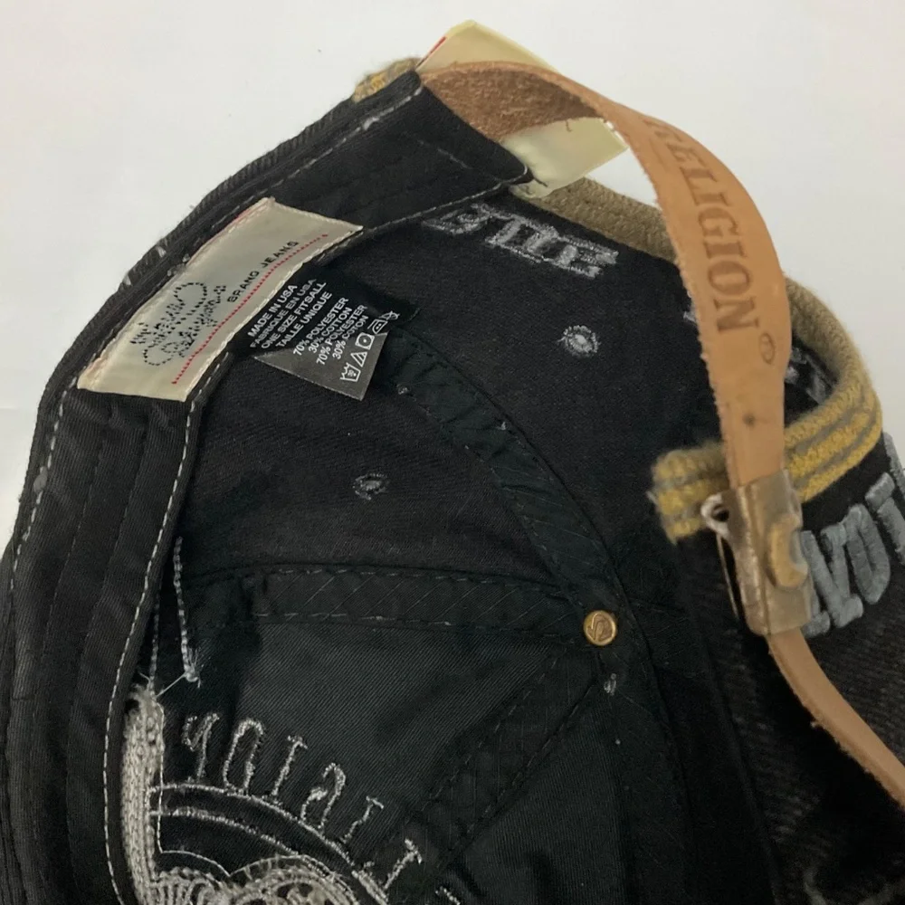 True religion hat